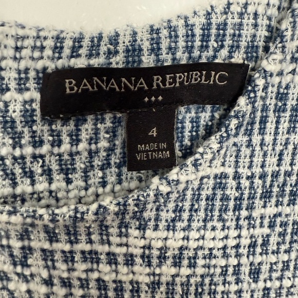 Banana Republic Textured Blue and White Midi Dress - Picture 4 of 4